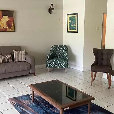 Maraval Townhouse - Haleland Park Sleeps 5 La Finette 外观 照片